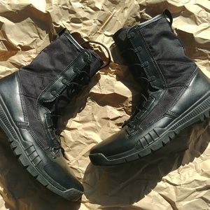 Nike SFB 8" Leather Tactical Boot Black Sz 10.5
